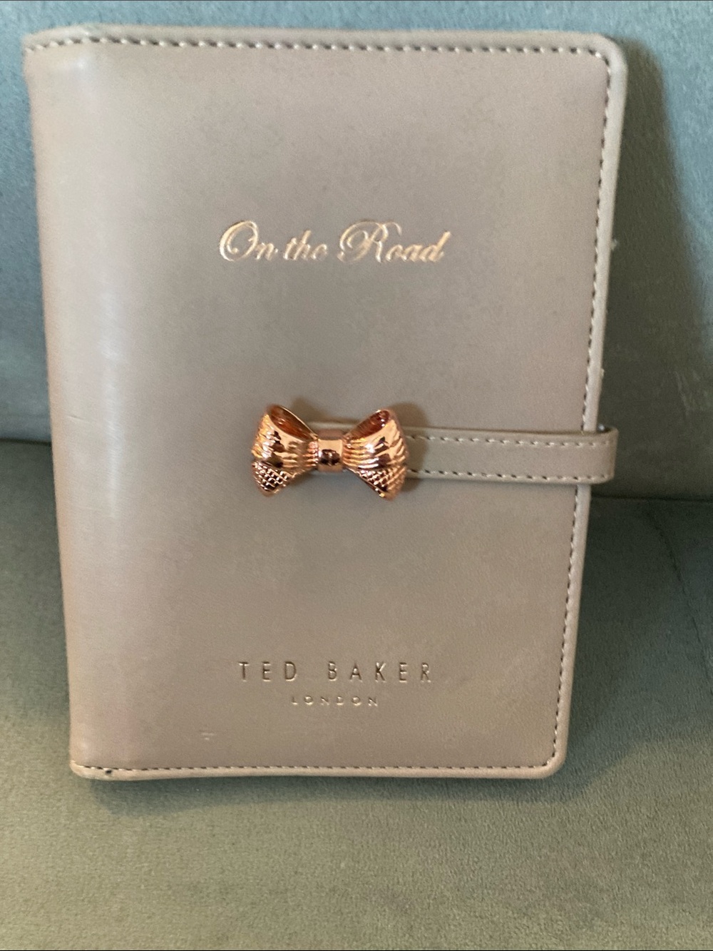 Ted Baker Beige Bow-Accent Card Holder with Rose Gold Detail